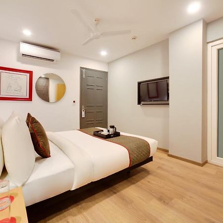 Oyo Townhouse 019 Anand Vihar Hotel New Delhi Exterior photo