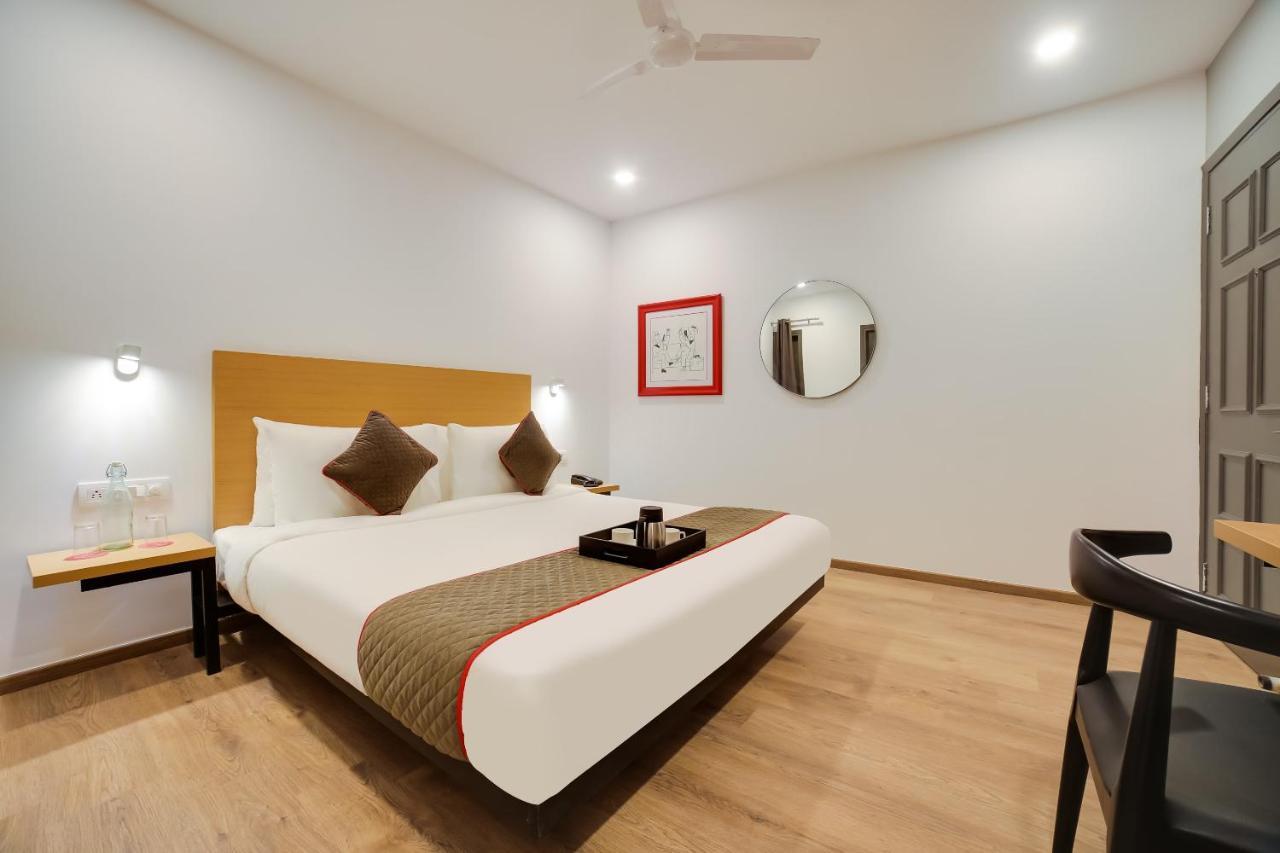 Oyo Townhouse 019 Anand Vihar Hotel New Delhi Exterior photo