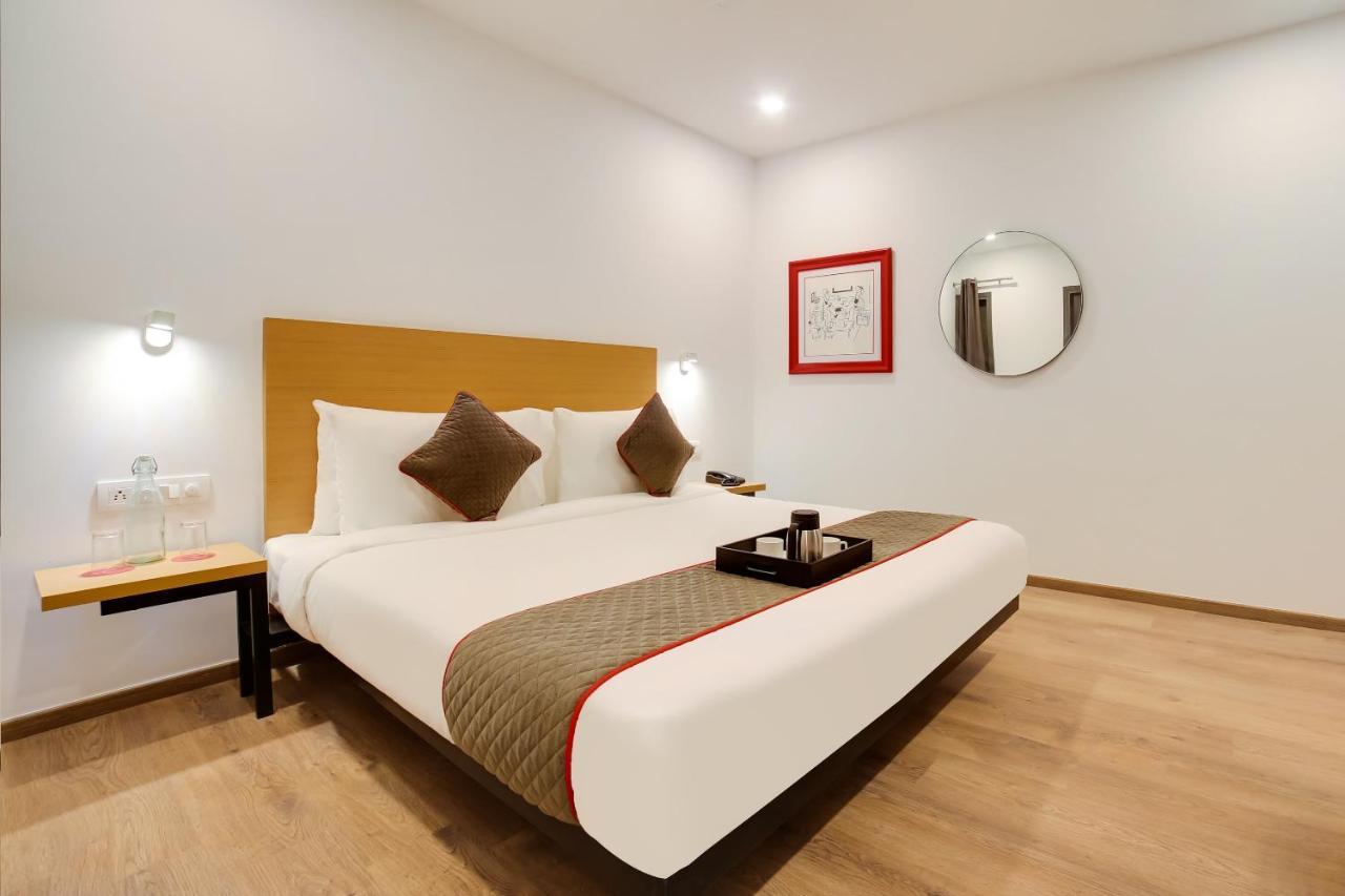 Oyo Townhouse 019 Anand Vihar Hotel New Delhi Exterior photo